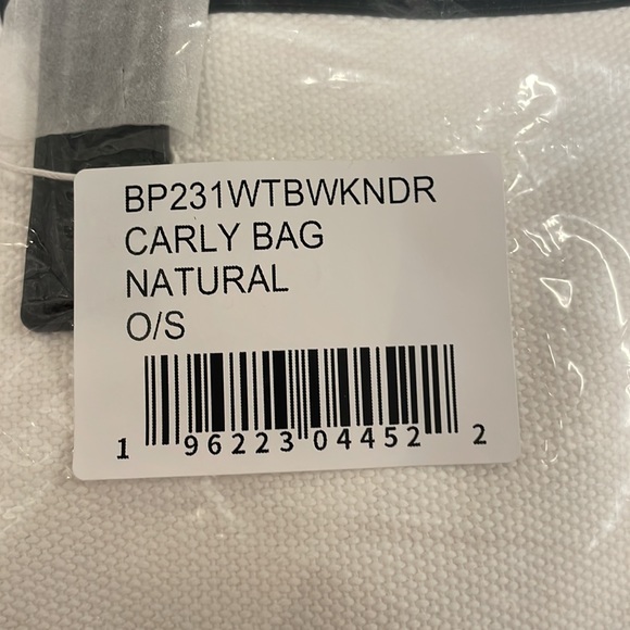 NWT Walter Baker Canvas Tote Weekender Carly Bag - Picture 8 of 10